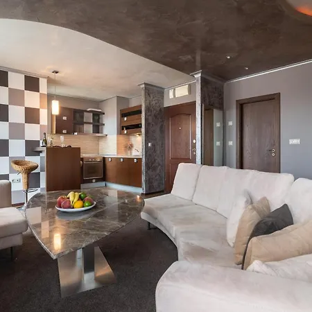 Suncity Center Apartment *