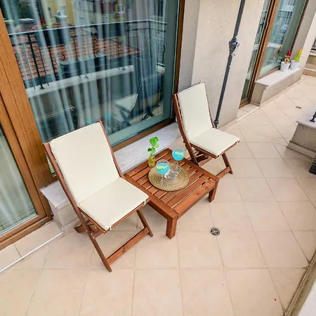 Suncity Center 瓦爾納